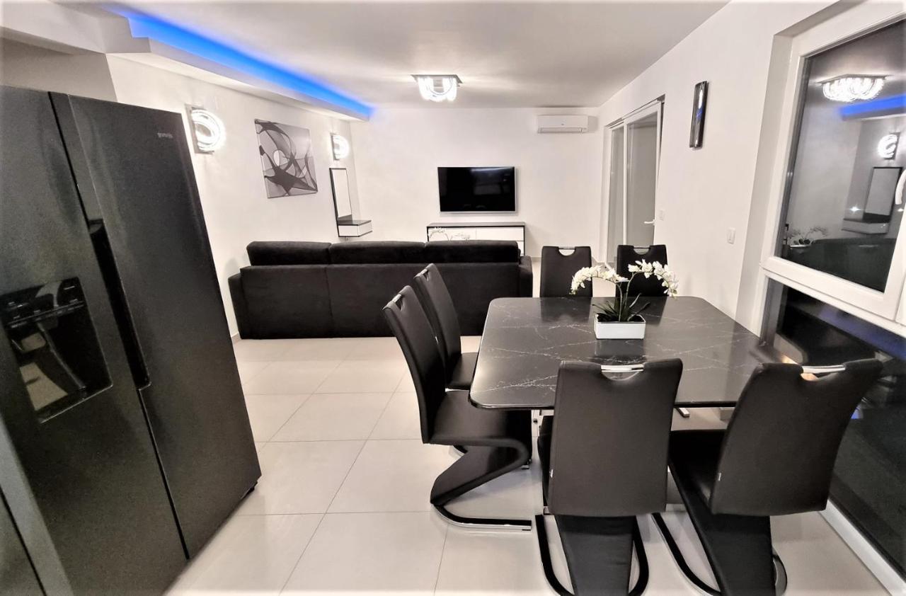 Bartol Luxury Apartments Krk Croatia, With Own Hot Tub - Whirlpool クルク エクステリア 写真