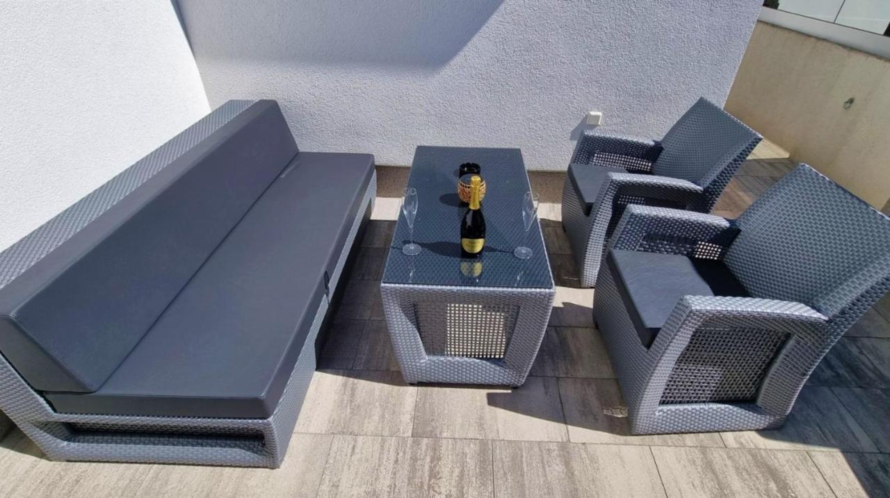 Bartol Luxury Apartments Krk Croatia, With Own Hot Tub - Whirlpool クルク エクステリア 写真