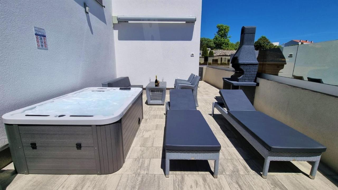 Bartol Luxury Apartments Krk Croatia, With Own Hot Tub - Whirlpool クルク エクステリア 写真