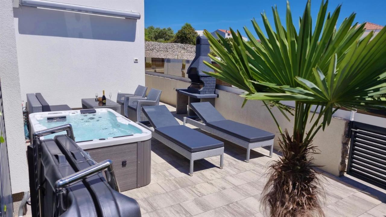 Bartol Luxury Apartments Krk Croatia, With Own Hot Tub - Whirlpool クルク エクステリア 写真