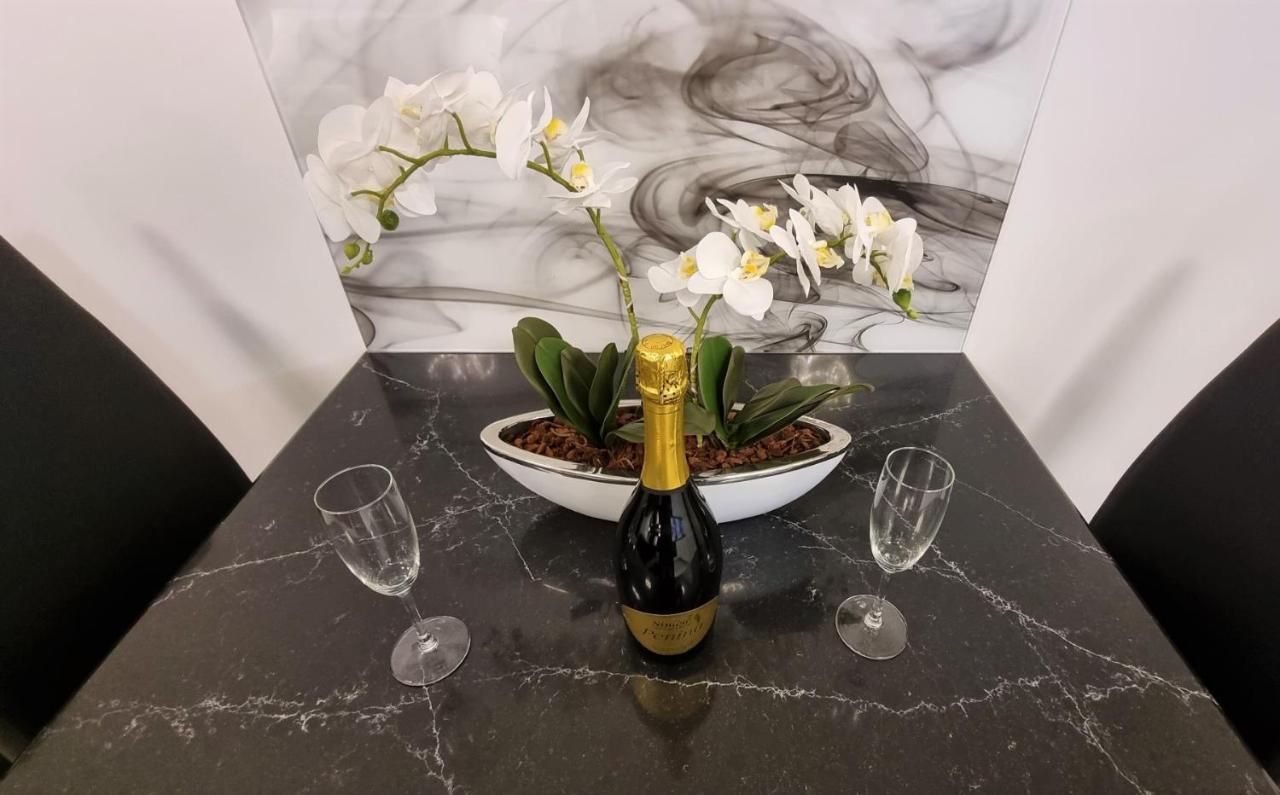 Bartol Luxury Apartments Krk Croatia, With Own Hot Tub - Whirlpool クルク エクステリア 写真