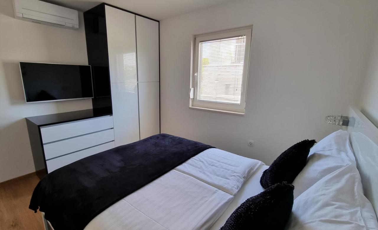 Bartol Luxury Apartments Krk Croatia, With Own Hot Tub - Whirlpool クルク エクステリア 写真